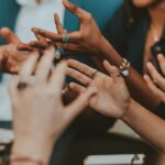 Paano Magbigay at Tumanggap Ng Papuri Sa Filipino